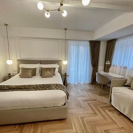 Bellagio Luxury Suites Apartments מראה חיצוני תמונה