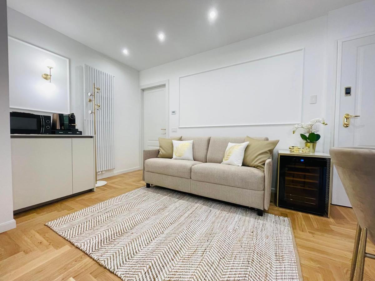 Bellagio Luxury Suites Apartments מראה חיצוני תמונה