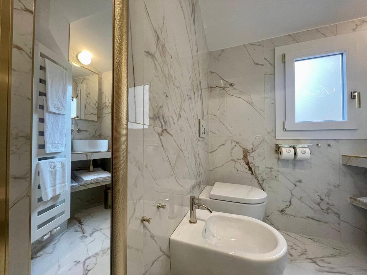 Bellagio Luxury Suites Apartments מראה חיצוני תמונה