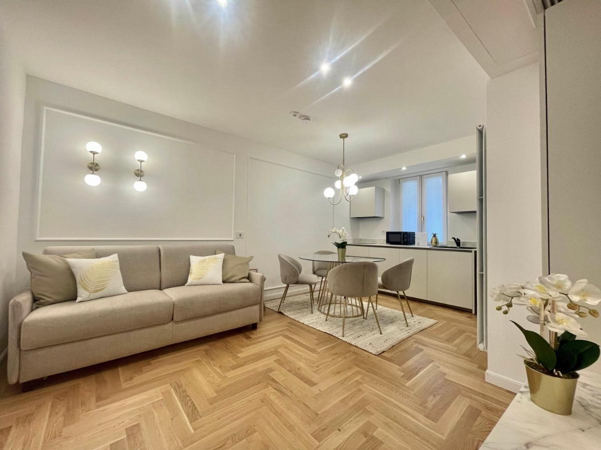 Bellagio Luxury Suites Apartments מראה חיצוני תמונה