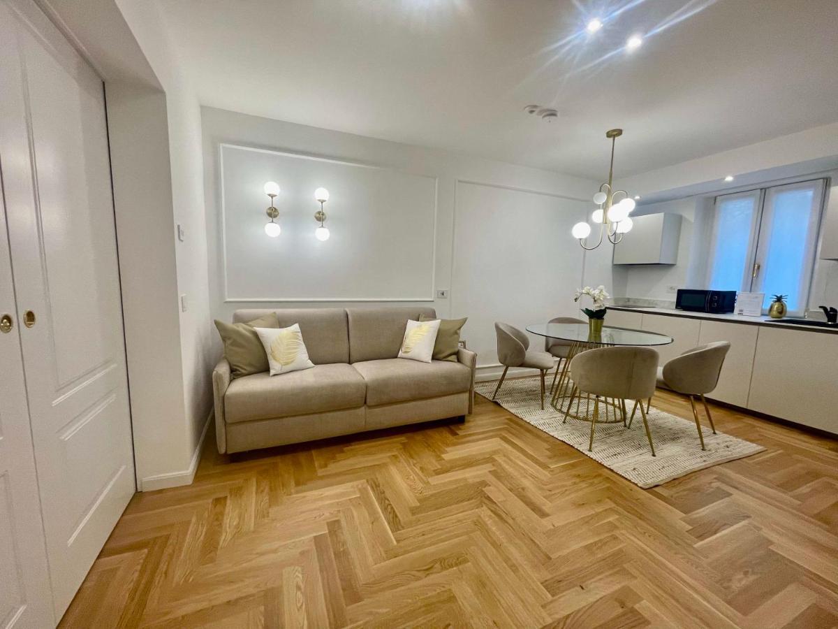 Bellagio Luxury Suites Apartments מראה חיצוני תמונה