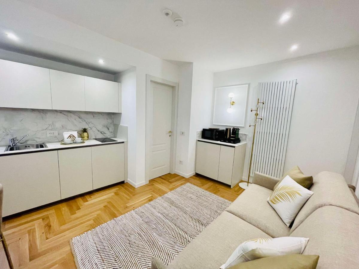 Bellagio Luxury Suites Apartments מראה חיצוני תמונה