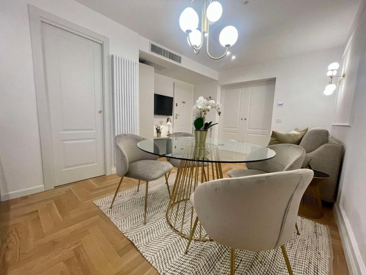 Bellagio Luxury Suites Apartments מראה חיצוני תמונה