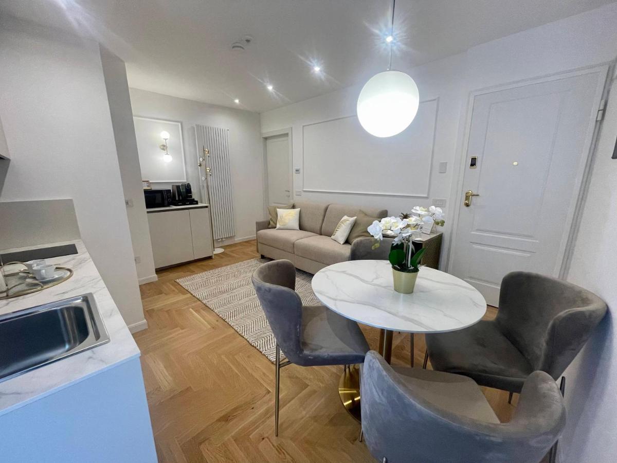 Bellagio Luxury Suites Apartments מראה חיצוני תמונה